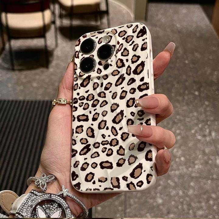满屏豹纹适用iphone15苹果12褶皱手机壳14promax全包13防摔壳11/8