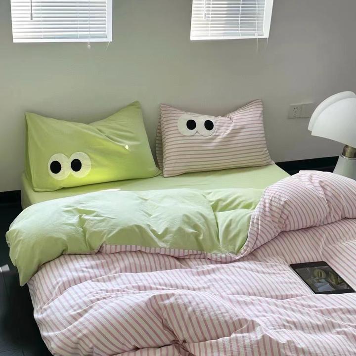 超萌毛巾绣大眼睛水洗棉四件套可爱简约条纹单人学生宿舍小清新