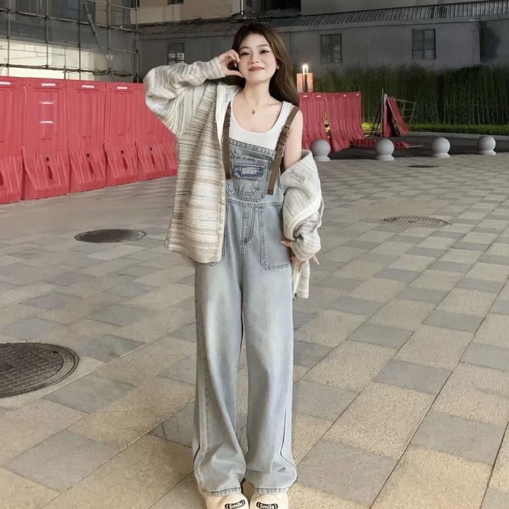 复古棕色皮扣设计感牛仔背带裤春夏新款小个子宽松减龄显瘦直筒裤