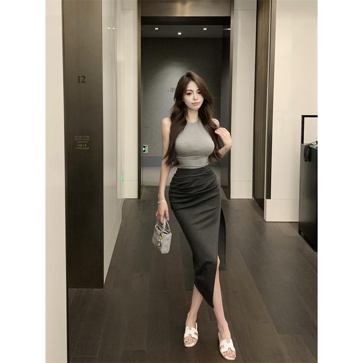 韩剧女主穿搭灰色背心紧身上衣+高腰开叉长裙简约别致两件套女夏