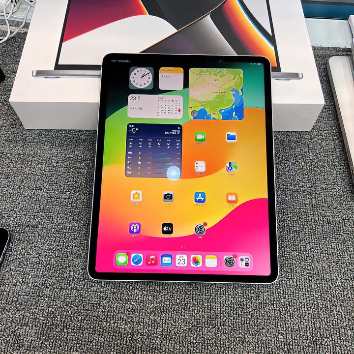 95新 Apple/苹果 iPad air超薄学生游戏学习网课剪辑追剧平板电脑