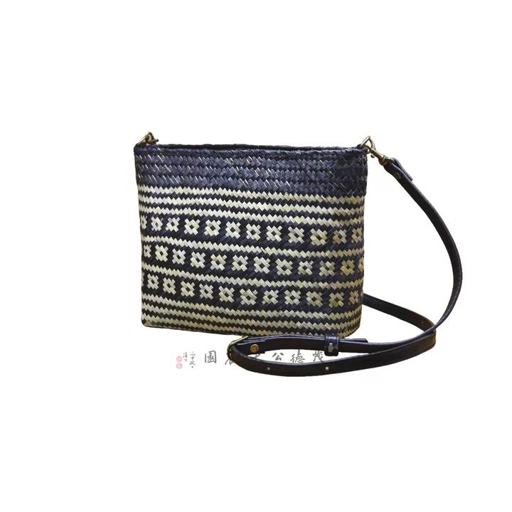 雷州蒲织斜挎单肩包小花纹经典百搭女士草编包