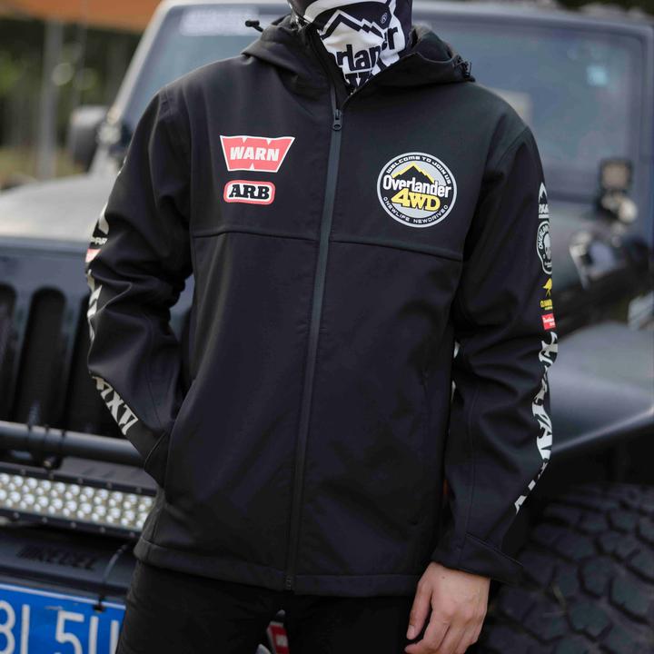 越野江湖秋冬新款全压胶防水休闲连帽冲锋衣个性印花户外男女同款