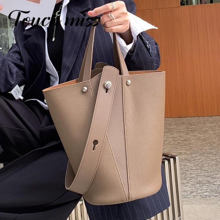 TOUCH MISS2024新款时尚牛皮单肩包百搭休闲大容量手提斜挎水桶包