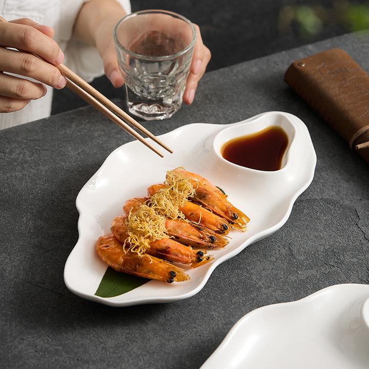 中式个性分格餐具网红餐厅酒店创意陶瓷盘子菜盘精致家用菜饺子盘