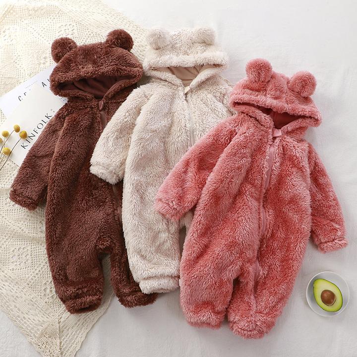 婴儿连体服冬季新生儿保暖爬服宝宝毛绒外穿罩衣儿童睡衣小熊哈衣