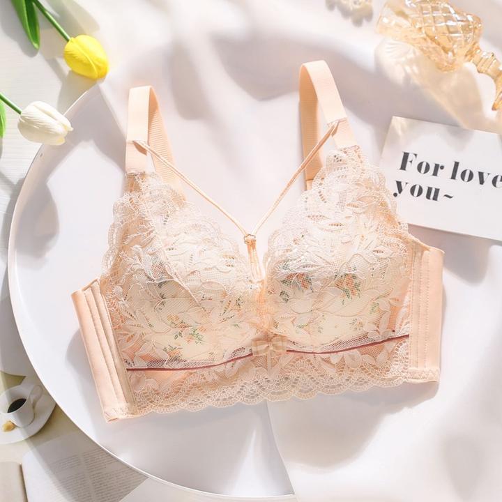 成人全罩式背心款文胸美背蕾丝调整型无痕大胸显小少女山花烂漫