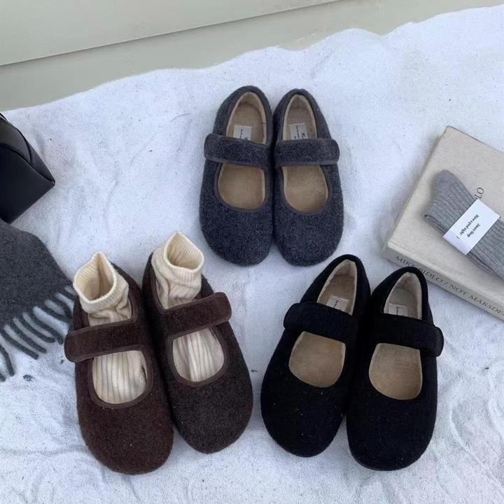 韩版加绒魔术贴加绒毛呢软底玛丽珍女鞋浅口毛毛鞋