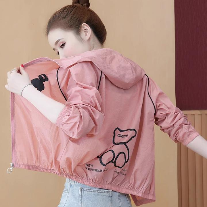 女士薄款防晒服夏季短外套女2025年新款透气时尚防晒衣可外穿上衣