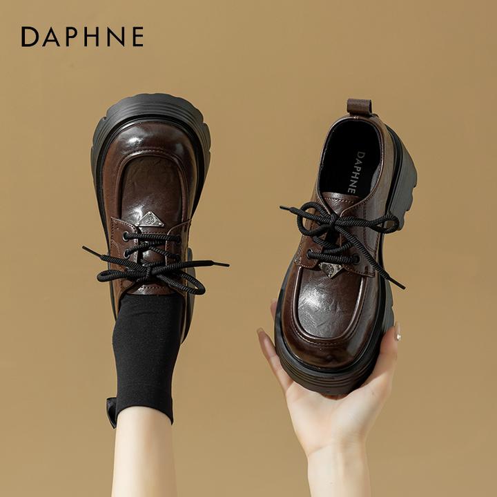 达芙妮7CM厚底小皮鞋女2025年秋季新款棕色乐福鞋英伦风高跟单鞋