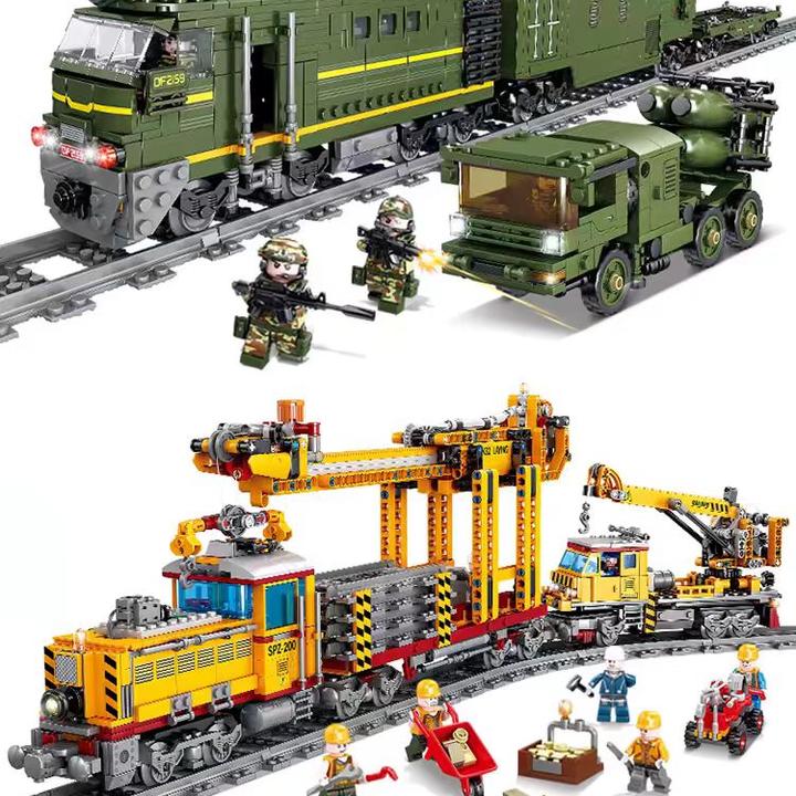 城市东风洲际导弹火车列车高铁彩色电动兼容拼装益智玩具彩色模型