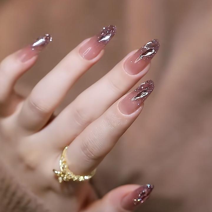 2024秋冬款中长款纯手工穿戴甲美甲贴片显白高级感闪闪发光可拆卸