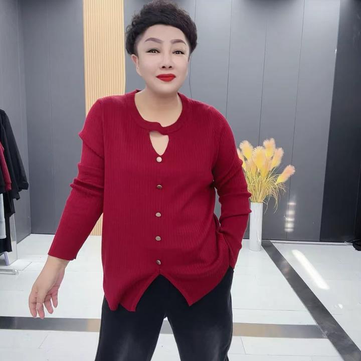 06909-秋冬新款大码女装洋气镂空扣版纯色套头针织毛衣