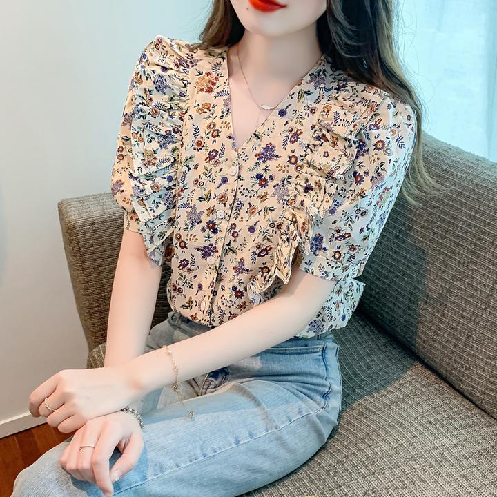 夏季2025新款荷叶边v领碎花雪纺衫女士短袖减龄洋气欧货漂亮上衣