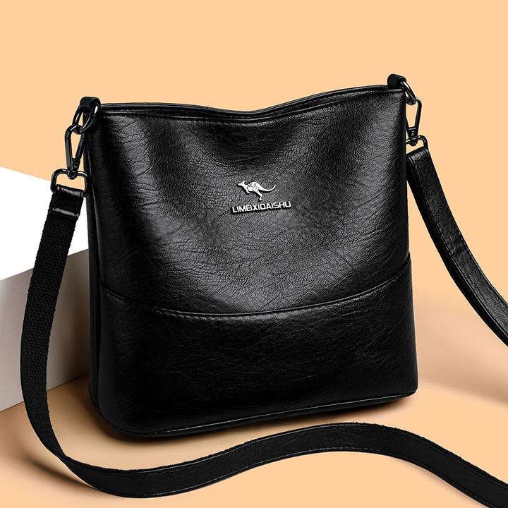 正品女包软皮水桶包斜挎包女包包女士2023新款压花小包单肩包