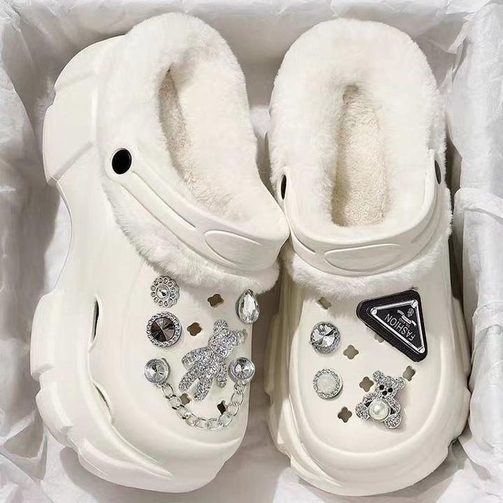 日本GP加绒洞洞鞋女外穿冬季厚底增高内胆保暖毛毛棉拖鞋女冬天