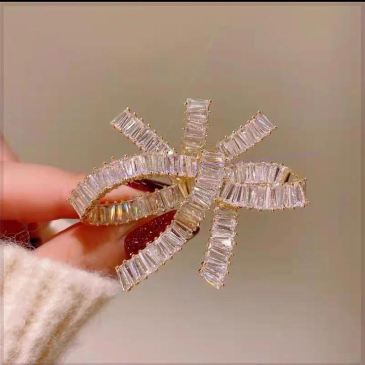 白月光胸针轻奢超闪百搭小香风大衣裙子晚礼服西服胸花腰间等配饰