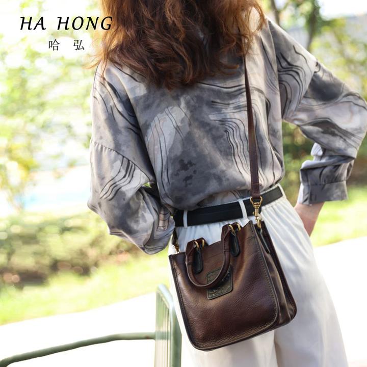 哈弘秋冬新款真皮包包女款软皮原创简约头层牛皮落落大方斜挎包