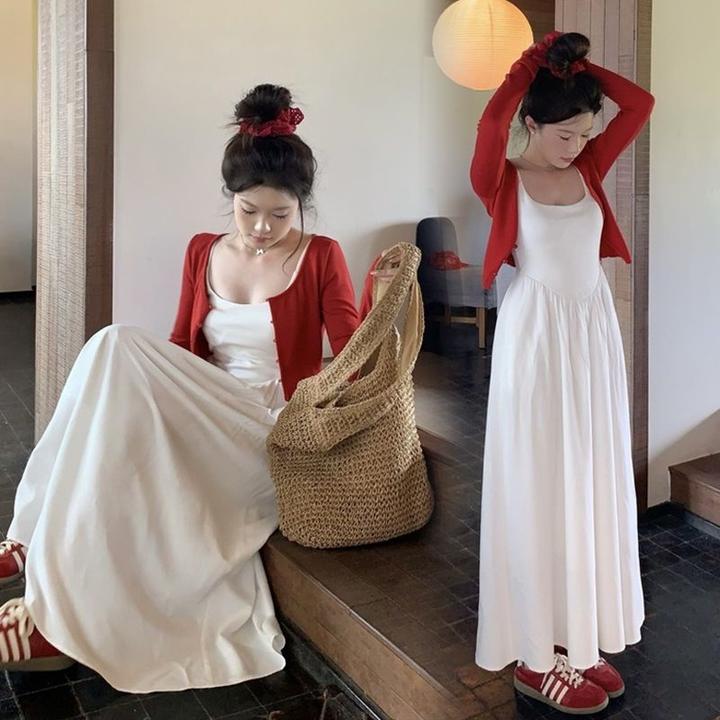 孕妇秋装套装新款2024时尚高级感红色开衫宽松吊带连衣裙两件套装