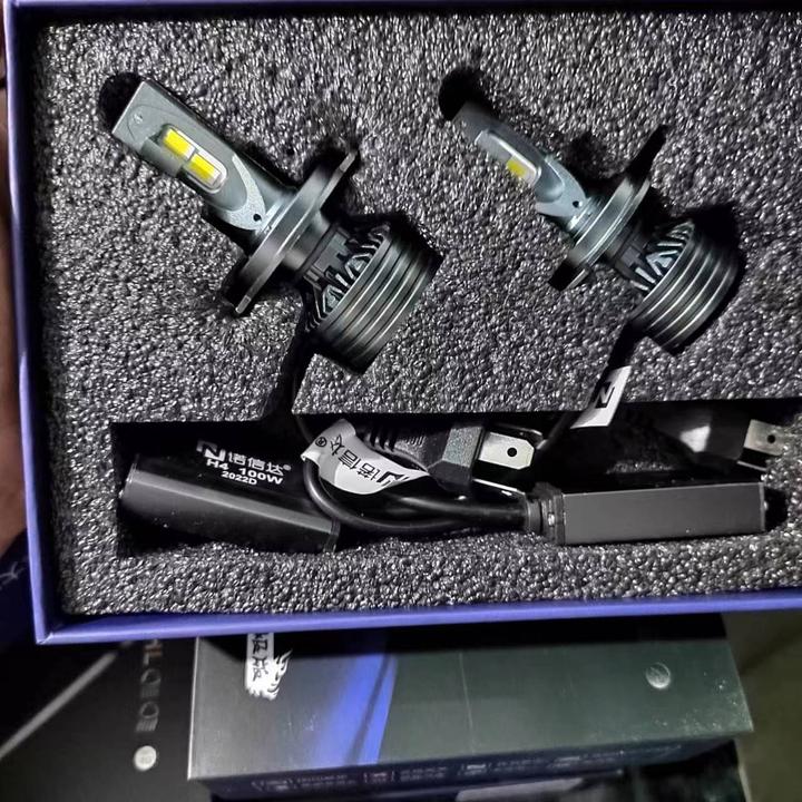 超亮汽车LED大灯H7激光改装近光灯泡H4远光一体H1强光H11车灯