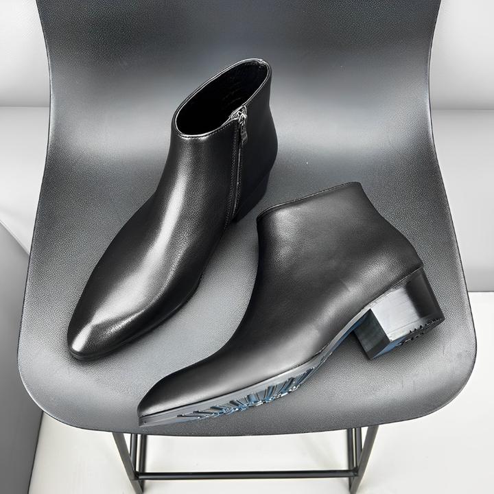 英伦风小众设计款男士高跟靴子尖头短筒拉链皮靴男真皮低帮短靴潮