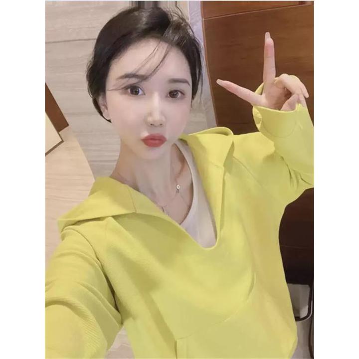 爆款漂亮休闲黄色卫衣女春秋今年流行新款上衣时尚气质宽松小衫潮