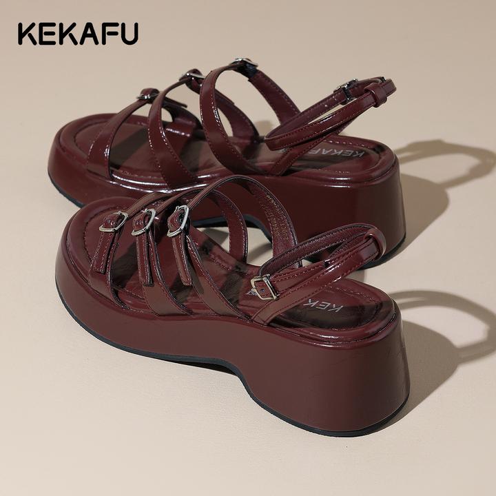 珂卡芙酒红色气质名媛凉鞋复古风沙滩鞋2025年夏季新款小众设计感