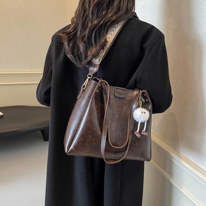 大容量托特包包女秋冬时尚复古单肩包宽带斜挎包大学生上课通勤包