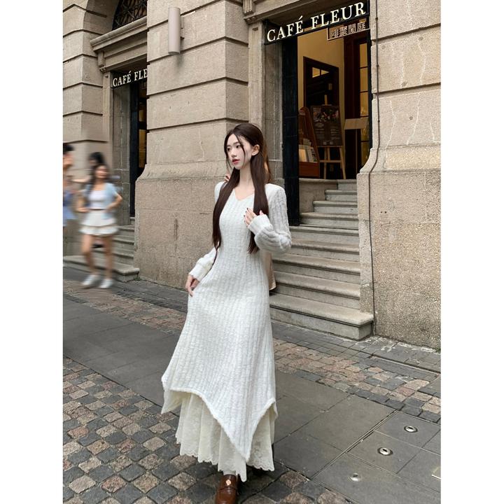 法式杏色针织v领长袖连衣裙女秋冬假两件内搭拼接蕾丝长裙a字裙子