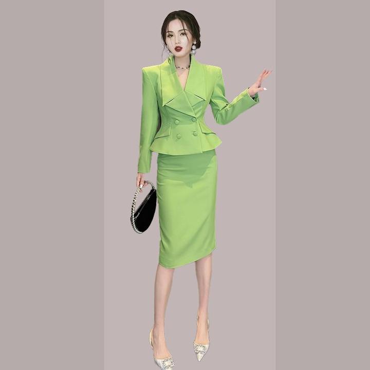 气质名媛两件套春装2024法式短款小西装包臀裙通勤时尚显瘦套装女