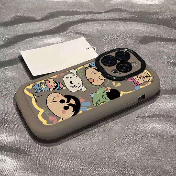 卡通犯困小新适用苹果14promax手机壳iphone15全包11硅胶13可爱12