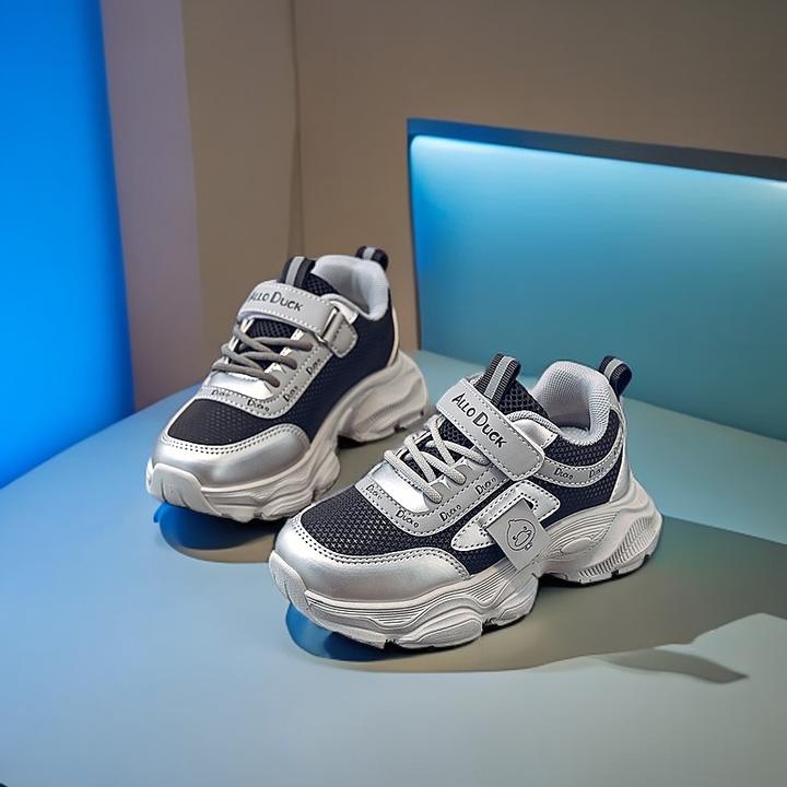 小黄鸭新款女童男童皮面防水耐磨运动鞋老爹鞋防滑软底四季跑步鞋
