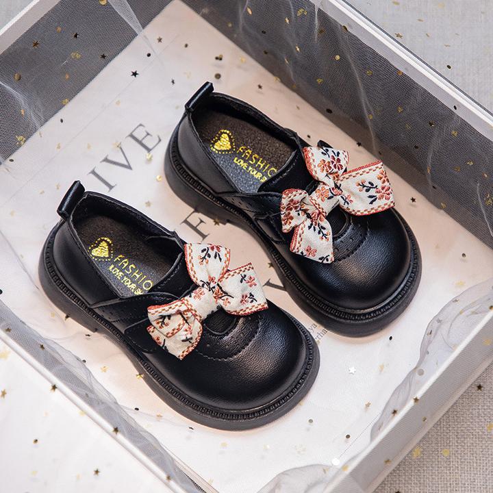 小皮鞋2024春秋新款洋气公主鞋中小童软底田园风女圆头单鞋子