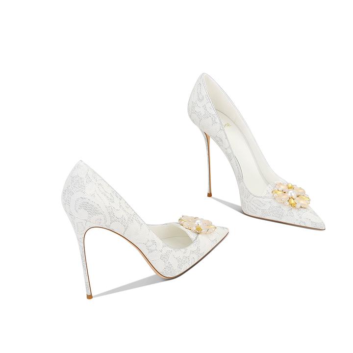 2025春秋季新款白色蕾丝珍珠花朵设计感小众气质尖头细跟高跟鞋女