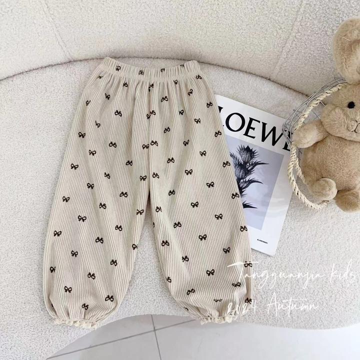 汤圆家童装2024秋季新款森系蝴蝶结涂鸦蕾丝脚口灯笼裤 Y-9176