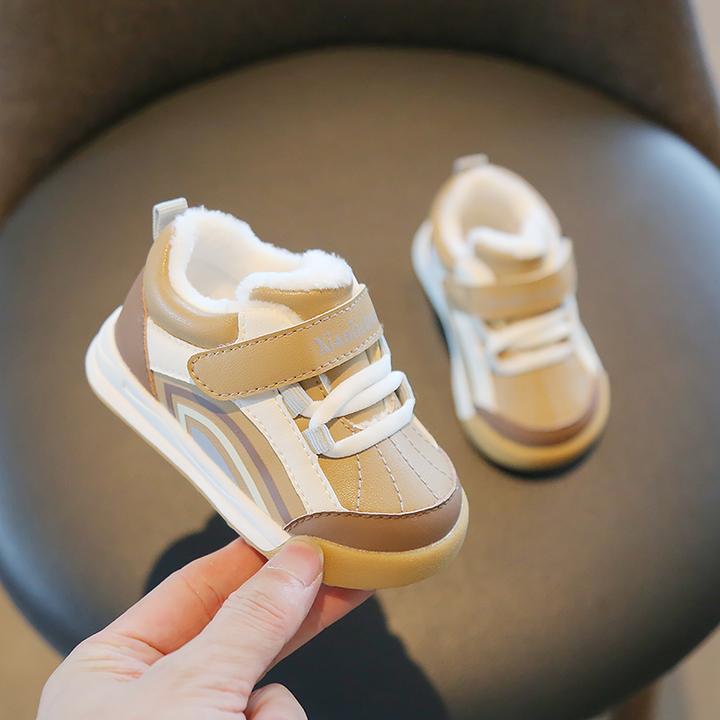 冬季新款皮面加绒学步鞋1-3岁4软底防滑女宝宝鞋男童保暖二棉鞋子