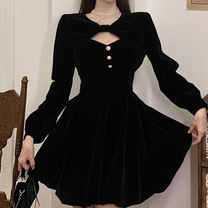 大码女装胖mm法式气质黑色吊带晚礼服裙子金丝绒赫本风连衣裙套装