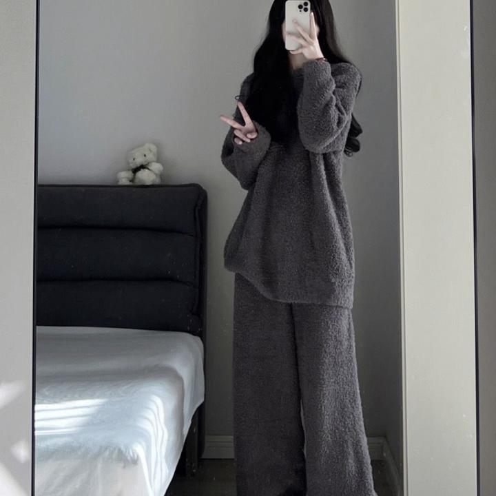 2024新款冬季睡衣女爆款高级感小香风纯色加绒休闲宽松居家居套装