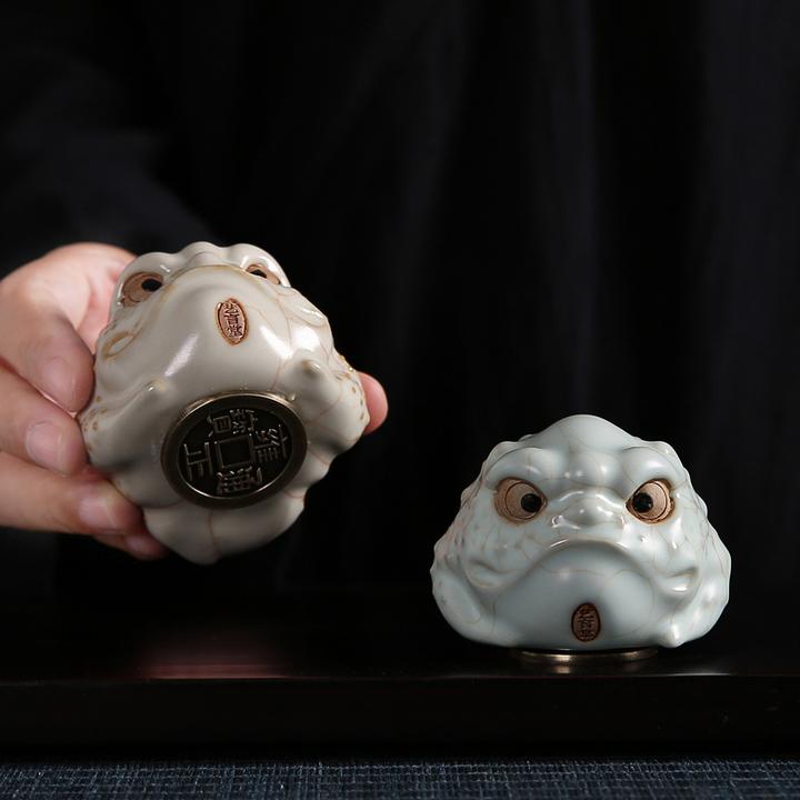 老师傅天青色汝窑茶宠摆件三足金蟾可爱茶玩开片可养手工创意摆设