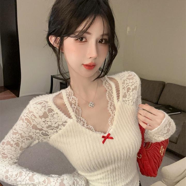 秋冬设计感辣妹蕾丝拼接V领毛绒绒镂空性感修身蝴蝶结上衣女显瘦