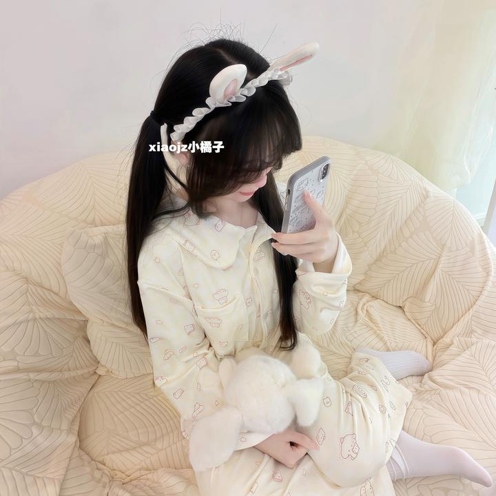 睡衣女款爆款2025新款女大学生秋冬加厚德绒卡通甜美家居服套装