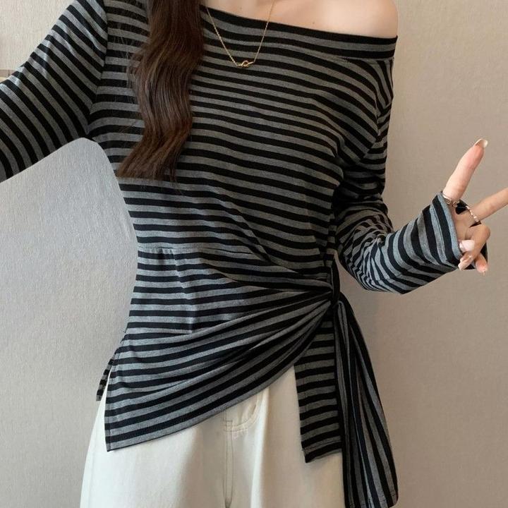 韩版一字肩条纹长袖t恤女秋季新款设计感别致绑带收腰修身上衣潮