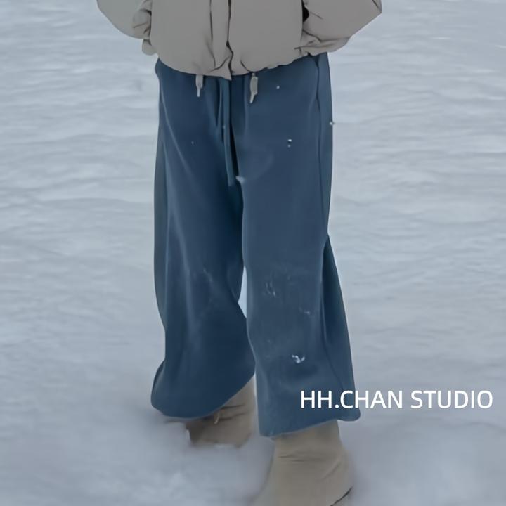 HH.CHAN"蓝宝"设计师特调色雾霾蓝温柔系直筒休闲卫裤HH55S41228