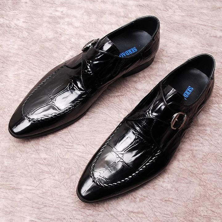 法莎尼亚高级款低跟纯色压花皮尖头休闲皮鞋韩版系带潮流雕花皮鞋