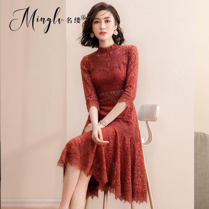 镂空蕾丝连衣裙春秋中长款秋季显瘦气质小香风名媛优雅知性连衣裙