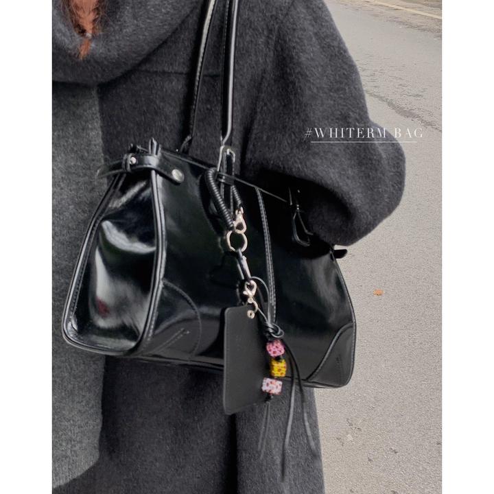 机车风手提包包女款爆款2025新款高级感大容量单肩包百搭通勤包