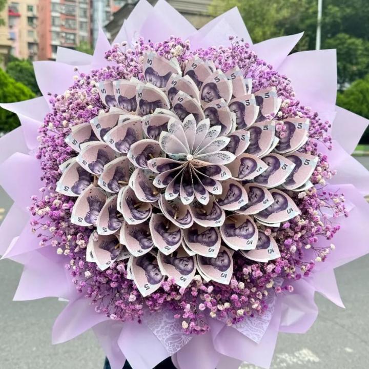 有钱花鲜花新年礼物小时达同城速递不含现金新年花束情人节花束