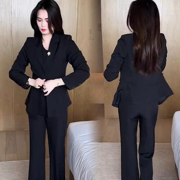 西装套装女2025年新款超火早秋穿搭一整套减龄秋日巨好看的两件套