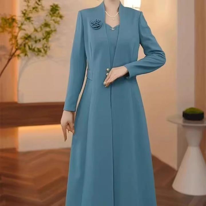 2025秋季穿搭新款高端时尚优雅礼服连衣裙遮肚子显瘦洋气两件套装