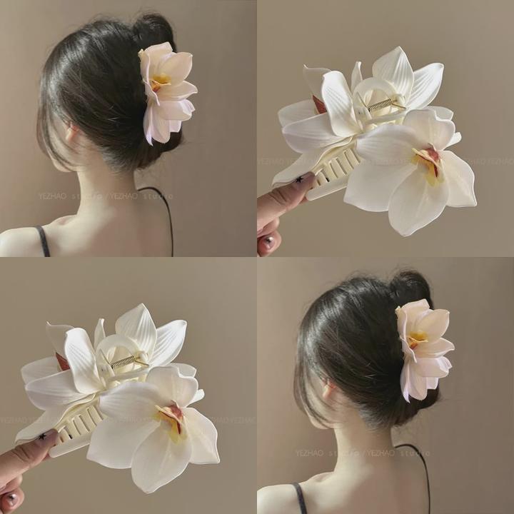 纯白花嫁~早春新款小众氛围感多朵蕙兰花拼接抓夹后脑勺盘发头饰